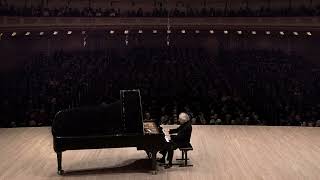 András Schiff  Beethoven  Piano Sonata No 30 in E major Op 109 Carnegie hall 2015 [upl. by Decrem56]