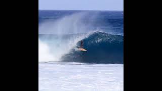 Surfing Pipeline surfing surf hawaii pipeline wsl waves surfers beach bigwaves [upl. by Stortz862]