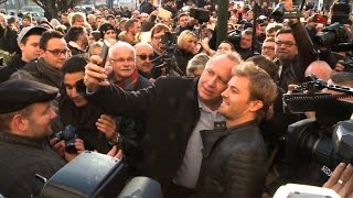 Weltmeister Rosberg in Wiesbaden begeistert empfangen [upl. by Onilatac]