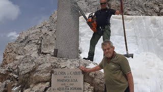 Ancora neve in quota ritarda lapertura dellarea monumentale di Punta Serauta [upl. by Zamir]