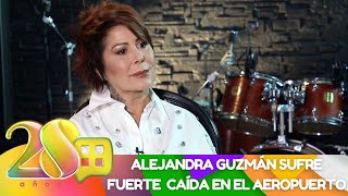 Alejandra Guzmán sufre caída en aeropuerto de CDMX  Programa 7 de octubre de 2024  Ventaneando [upl. by Adeirf118]