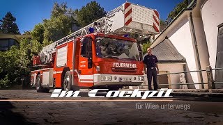 Im Cockpit Drehleiterfahrzeug der Berufsfeuerwehr Wien [upl. by Marshall]