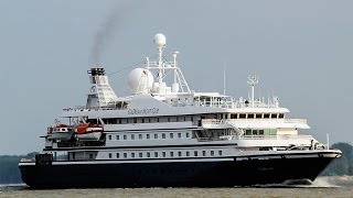 Cruise Yacht SeaDream I inbound Hamburg [upl. by Gnirol]