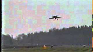 Saab Gripen Pilot Induced Oscillation during Flight Test  Landing Crash [upl. by Nuhsar941]