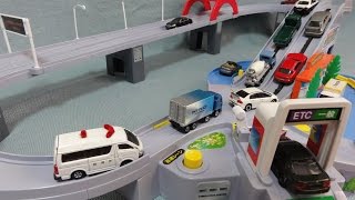 トミカ 高速道路にぎやかドライブ Tomica [upl. by Rosenquist136]