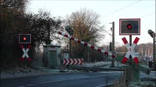 Bahnübergang Ibbenbüren  German Railroad crossing  Duitse Spoorwegovergang [upl. by Suoivatco]