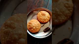 Ghar mein baniyan meri pasand ki kachori shorts viralshorts minivlog vlogger trendingshorts [upl. by Nemajneb]