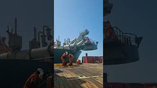 Riggers able to connect on time👍🏻💪 trending rigger offshorejob hopperdredger multipurposevessel [upl. by Cedell]