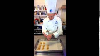 Ricetta Pasticcini di Mandorle  Ristorante Giannino Porto Recanati [upl. by Mesics]