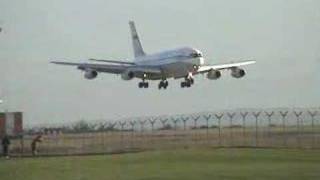 Aeroflot Il86 Crosswind Landing [upl. by Analos38]