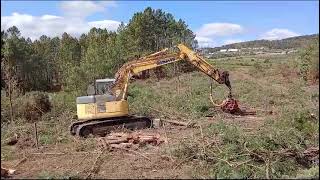 Fast Nisula 425C harvesting head on Komatsu excavator [upl. by Maje]