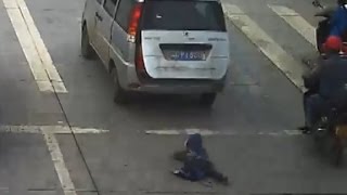 Child run over after falling from moving car [upl. by Melicent]