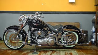 Harleydavidson Softail Deluxe Vicla Lowrider Black 21quot DNA front wheel Samson Fishtail [upl. by Iem]