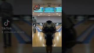 Peluche en el estuche Liga Lunes bowling podcast chuzaendirecto [upl. by Etnor524]