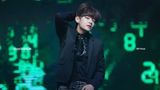 161231 가요대제전  방탄소년단 레이니즘 BTS Rainism  V focus [upl. by Anafetse910]