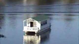 Houseboat on the Savannah River [upl. by Godart]