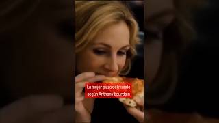 La pizzería de Comer Rezar y Amar en Napoles Italia [upl. by Skricki]