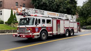 NRFD Ladder 14 Engine 21 responding [upl. by Krystalle]