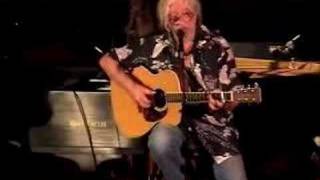 Arlo Guthrie playing Alices Restaurant [upl. by Talanian570]