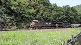 S04E091 An Empty Coal Train Rounds Horseshoe Curve [upl. by Trotter]