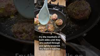 Low FODMAP delicious meatballs in tomato sauce recipe lowfodmap meatballsrecipe meatballsong [upl. by Oikim]