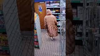 Shoplifting in uk gas station travel thieves robbery gasstation easterneurope [upl. by Stoffel]