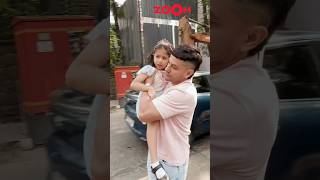 Kunal Kemmu CUTELY holds daughter Inaaya as spotted with wife Soha Ali Khan 🥰 sohaalikhan kunal [upl. by Muna]