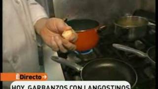 Garbanzos con langostinos [upl. by Monie211]