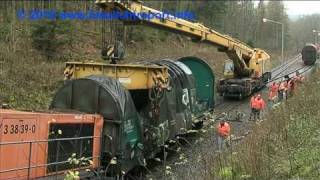 Zugunglück  Bergung einer Lok mit Eisenbahndrehkran  Teil 1 [upl. by Anialram]