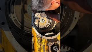 Excavator gearbox maintenance process [upl. by Sergei]