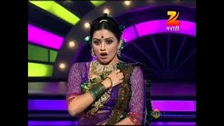 Eka Peksha Ek Apsara Aali  September 23 2013  Shruti Marathe [upl. by Onder]