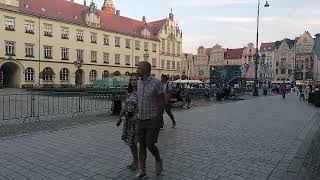 Wrocław piątkowy wieczór Rynek Starego Miasta Nowe Horyzonty Kino na Rynku VID 20240719 203351 [upl. by Imalda]