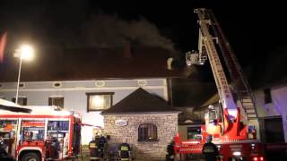 Gasthaus in Oberwang ausgebrannt [upl. by Fattal188]