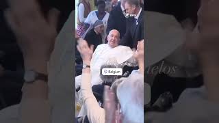 El Papa se detuvo en la Casa de Cuidados San José una residencia para el cuidado de los ancianos [upl. by Daht]