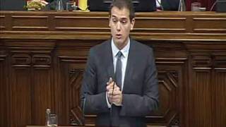 Albert Rivera quotEsta Cataluña Oficial hoy nos hace votar una huída hacia delantequot [upl. by Corrie]