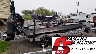 2021 Xpress X21 Pro bass boat walk thru  F amp S Yamaha and Marine Yamaha 250 SHO [upl. by Aivle]