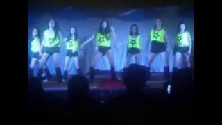 REGGAETON CON BELU Coreografia Bailando El meneaito tao tao Hasta Abajo  Menea tu Chapa [upl. by Ariaek104]