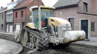 Challenger MT765B Cementfrezen Cloet Pittem [upl. by Nehgam]