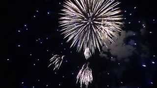 Fireworks show for local Carnival  8quot and 10quot Yung Feng Nishiki Kamuro [upl. by Eelyac]