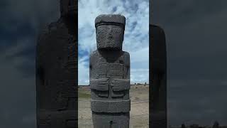 Las ruinas de Tiahuanaco 🏛️ esconden misterios travel incasparadise viajandosinlimites [upl. by Annaliese]