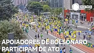 Apoiadores de Bolsonaro participam de ato na Avenida Paulista [upl. by Sedaiuqlem]