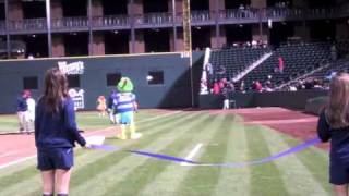 Columbus Clippers Best Hot Dog Race EVER [upl. by Svensen]