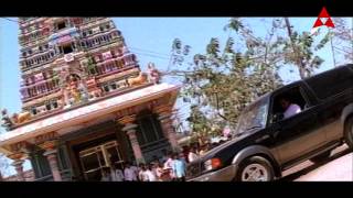 Nagarjuna Bike Race Action Scene  Ninne Pelladatha Movie  Nagarjuna Tabu [upl. by Reivaj]