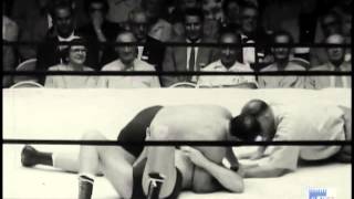 Verne Gagne vs Roy McClarity 08061954 [upl. by Ettenajna]