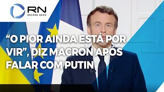 quotO pior ainda está por virquot diz Macron após conversar com Putin [upl. by Nauqet221]